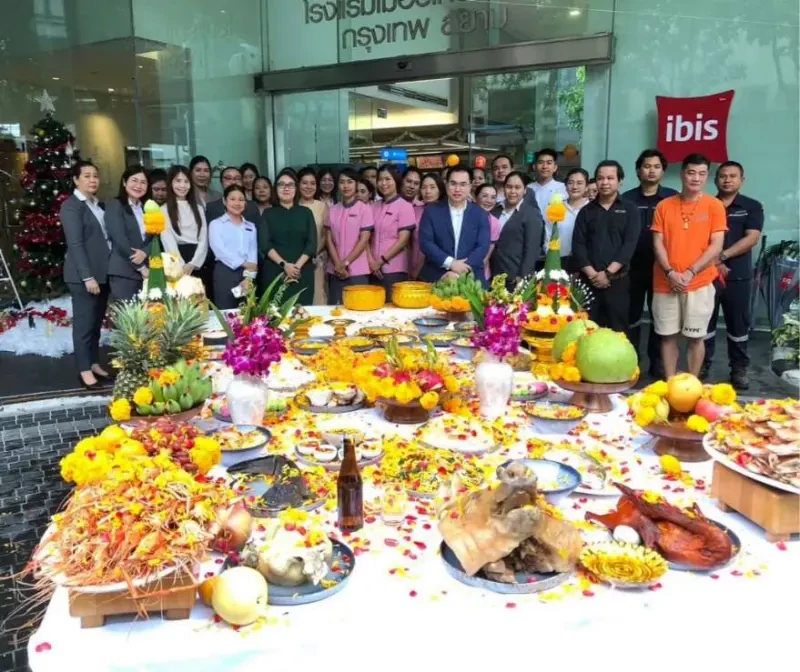 12th Annual Hotel Anniversary & Annual Monk Ceremony at Mercure & ibis Bangkok Siam