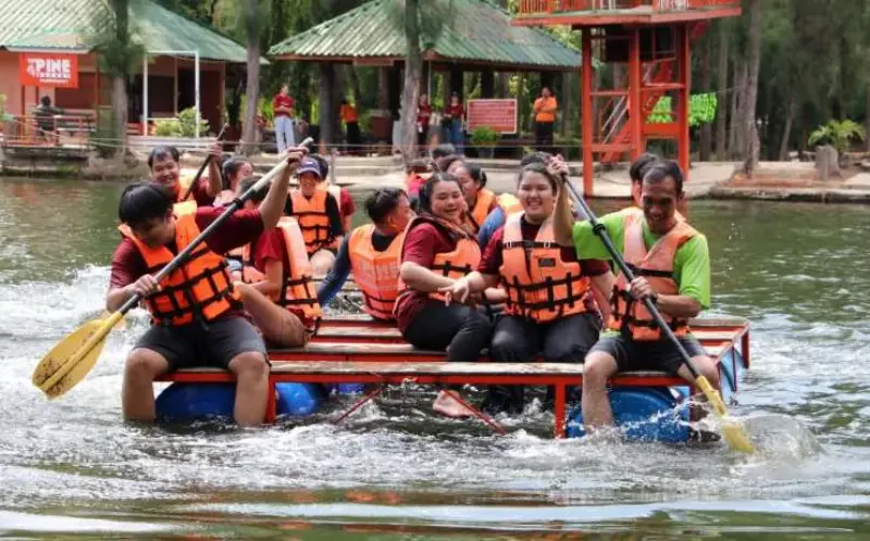 Team Outing of ibis Bangkok Sathorn